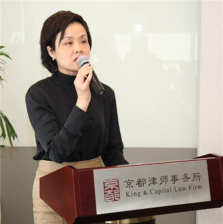 “律师是否有向被告人（犯罪嫌疑人